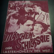 852: Mädchen Schicksale ( Lasterhöhlen der Welt ) ( Richard Loewenbein )  Vera Schmiterlöw, Eugen Burg, Rudolf Klein - Rogge, Hermine Sterler, Sybil Peach, Fred Louis Lerch, Curt Vespermann, Helene von Bovary, Valeska Stock,