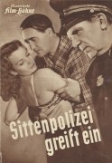 1471: Sittenpolizei greift ein ( Aage Wiltrup ) Anne Marie Juhhl, Kate Mundt, Preben Lerdorff Rye, Henny Lindorff Buckhöj, Paul Juhl, Astrid Kraa, William Rosenberg, Kjel Petersen, Lise Thomsen, Tove Bang, Ib Schönberg, Karen Berg, Ebba Nörager, Jytte Ens