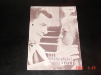 4972: Die Verschlossene Tür,  Gig Young,  Oliver Reed,